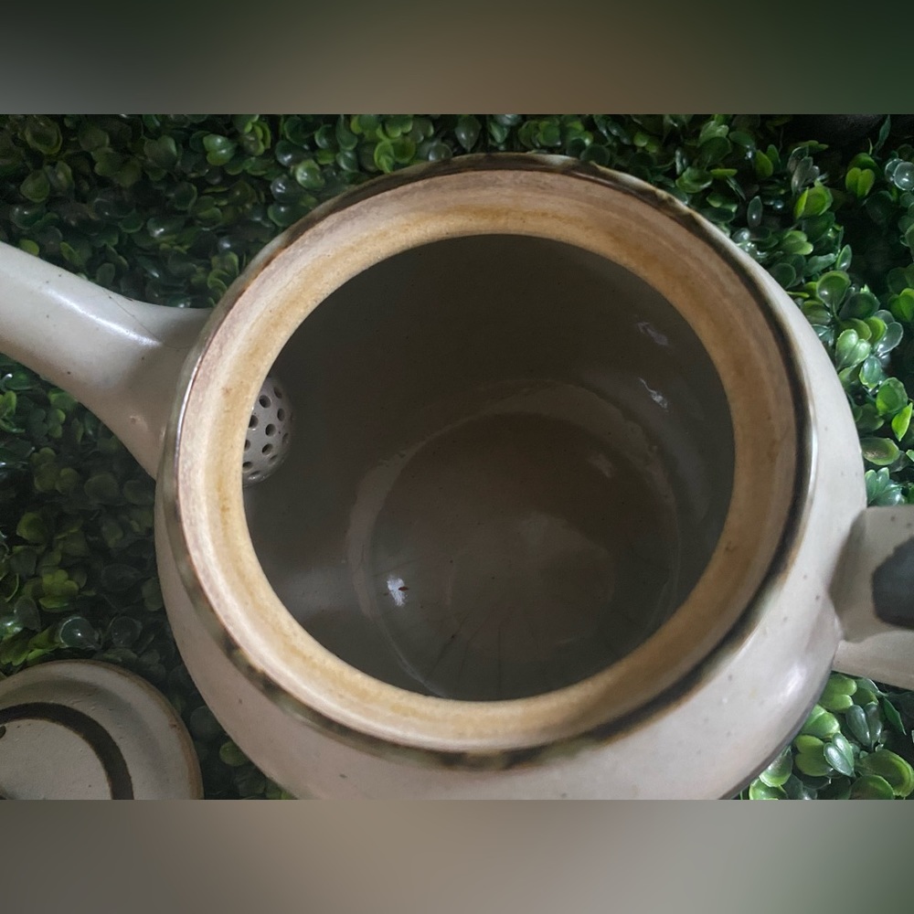 Ceramic Tea Pot - Picture 4 of 4